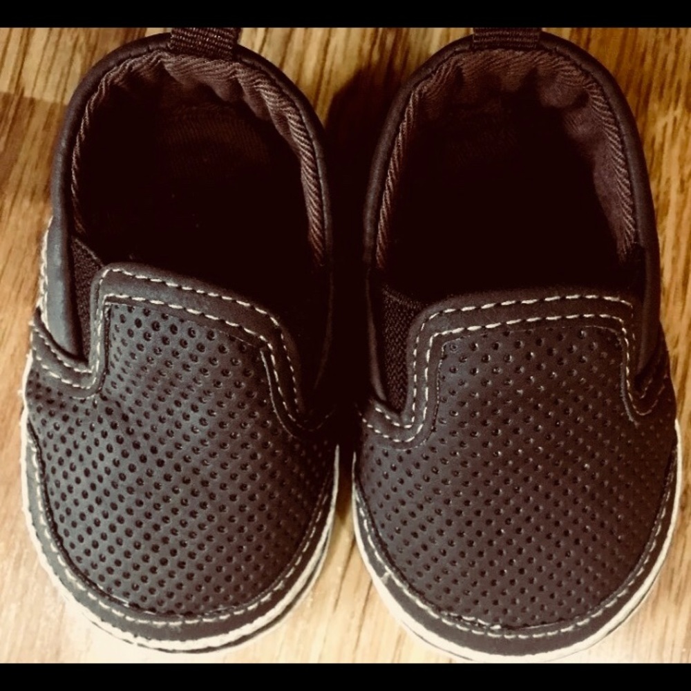 Baby Gap Infant Shoes Leather Perforated 0-3 Months
